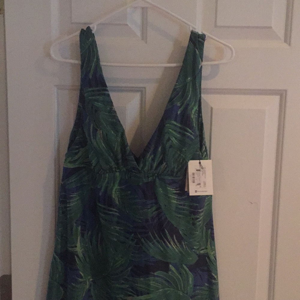 NWT adorable palm tree print sundress